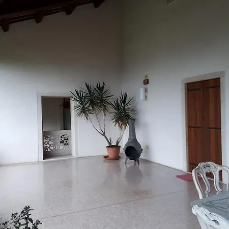Bed & Breakfast Valmarana De Toni-dimora Storica