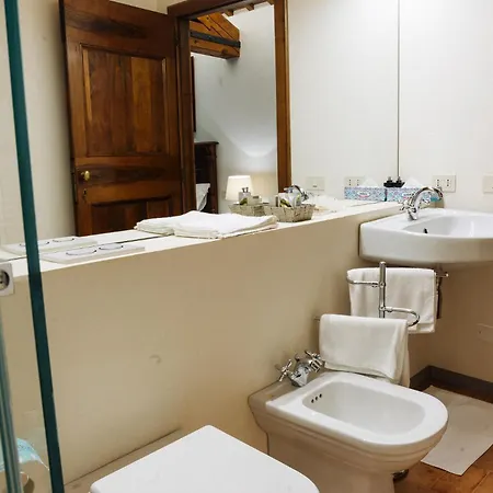 Valmarana De Toni-dimora Storica 住宿加早餐酒店 4*