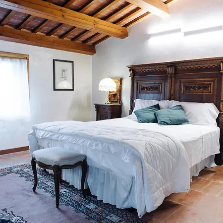 Valmarana De Toni-dimora Storica 住宿加早餐酒店 4*